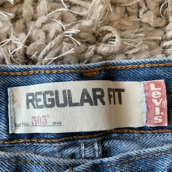 LEVI’S 505 Vintage Cutoff Jean Shorts - Picture 6 of 7